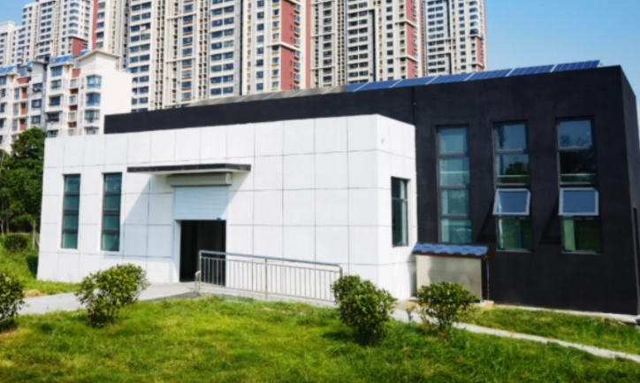 连云港市首座利用光伏发电公厕投入使用